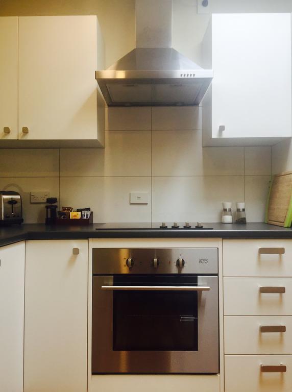 Amberley Serviced Apartments Екстер'єр фото